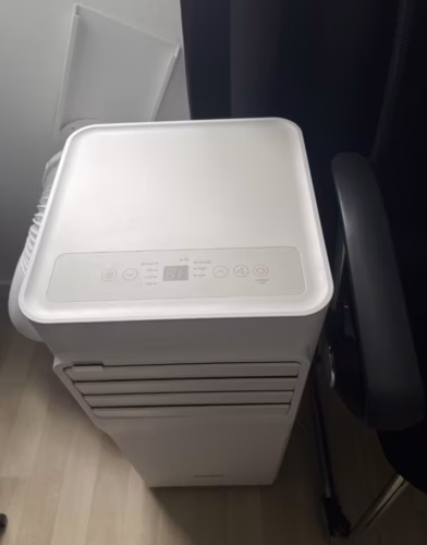 Climatiseur mobile Comfee Eco Friendly Pro 10000 BTU – classe A+, 33 m² photo review